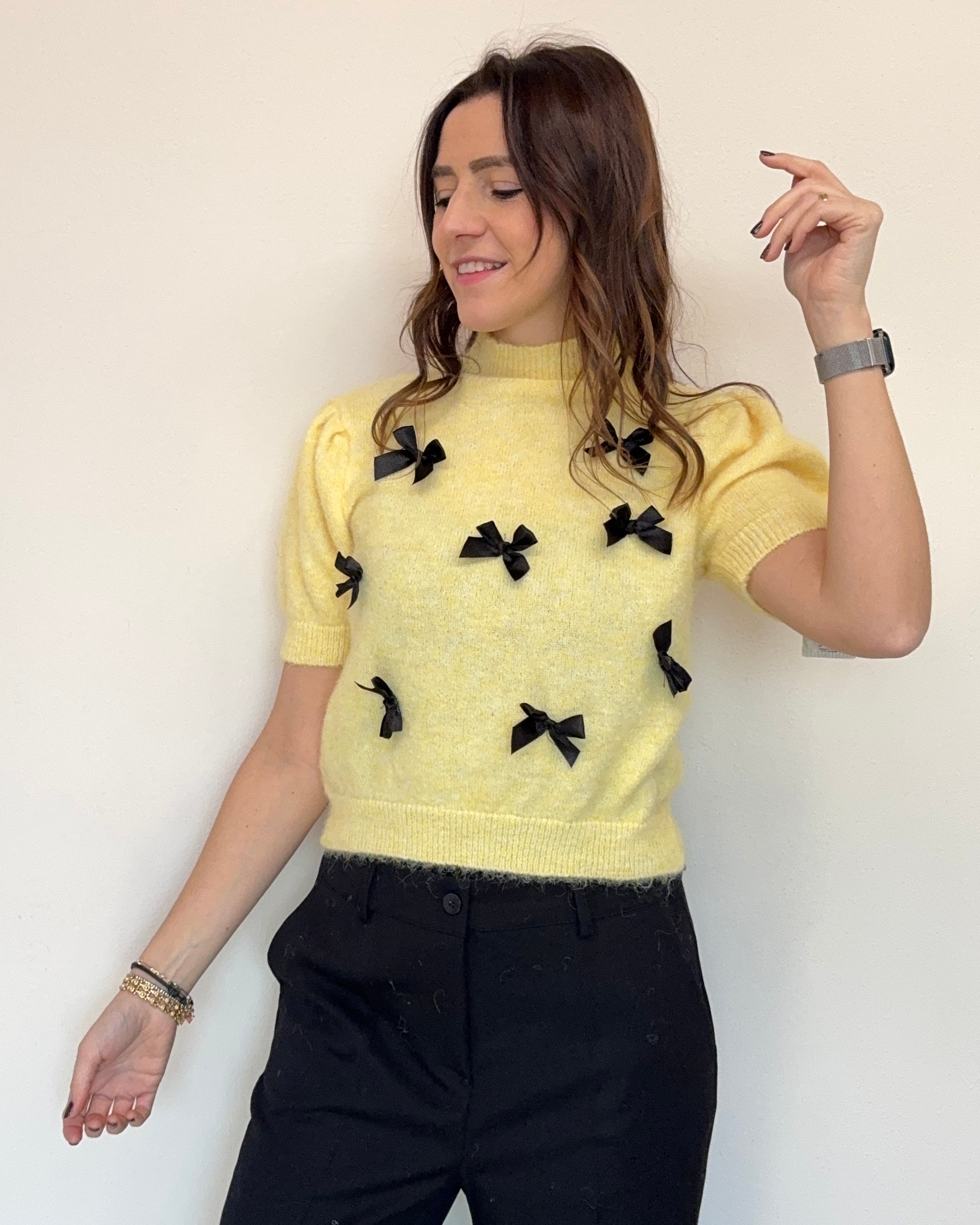 Maglioncino fiocchetti